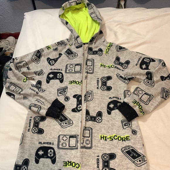 Cat & Jack Gaming Onesie - Picture 1 of 3